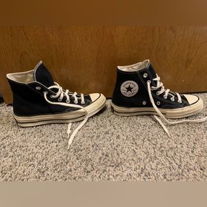 Black converse